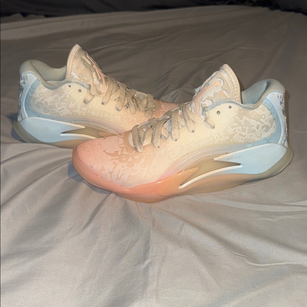 Jordan Zion 3 - Youth size 6